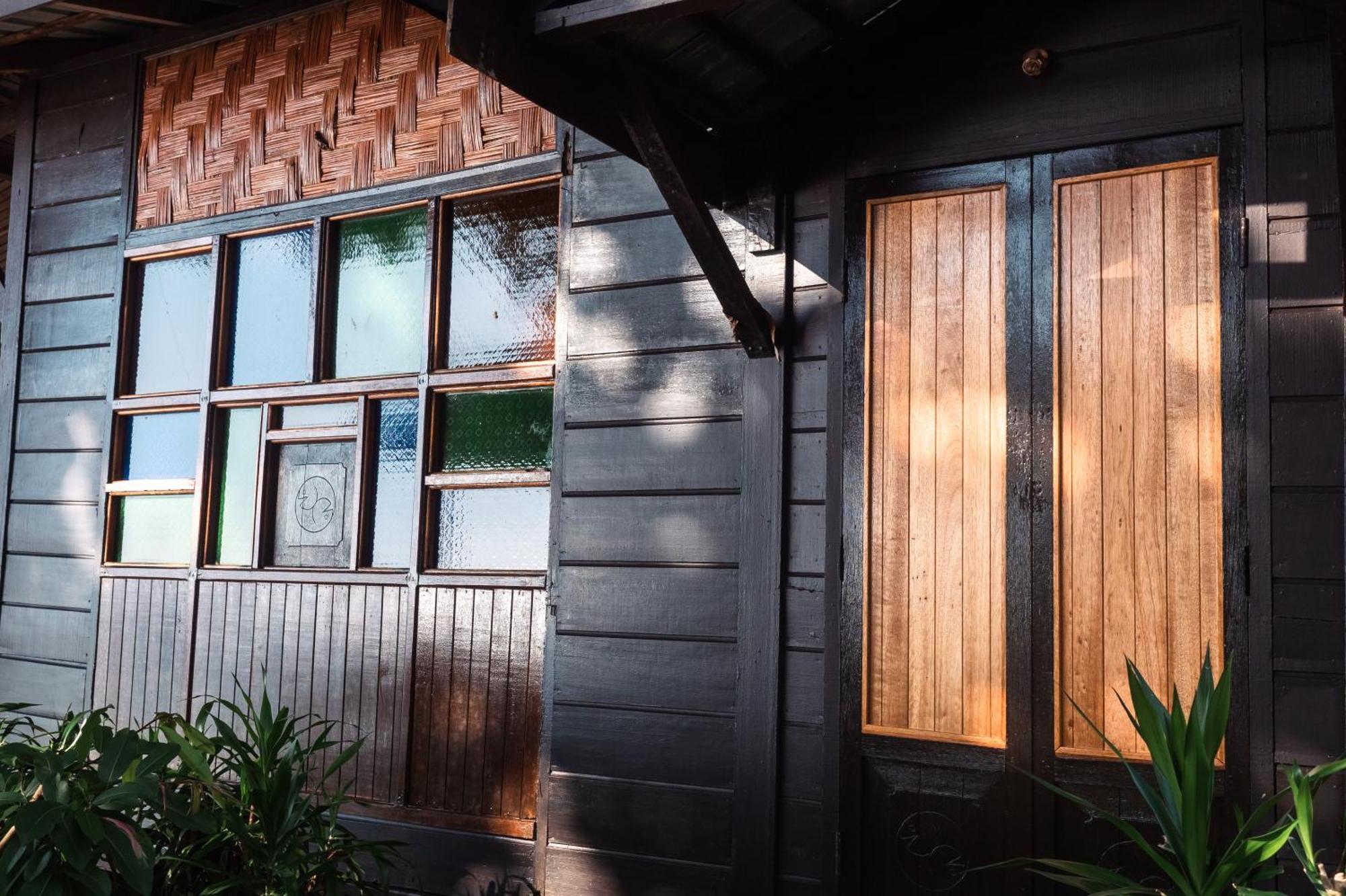 Swiss Cottage Tioman Kampong Ayer Batang Bagian luar foto